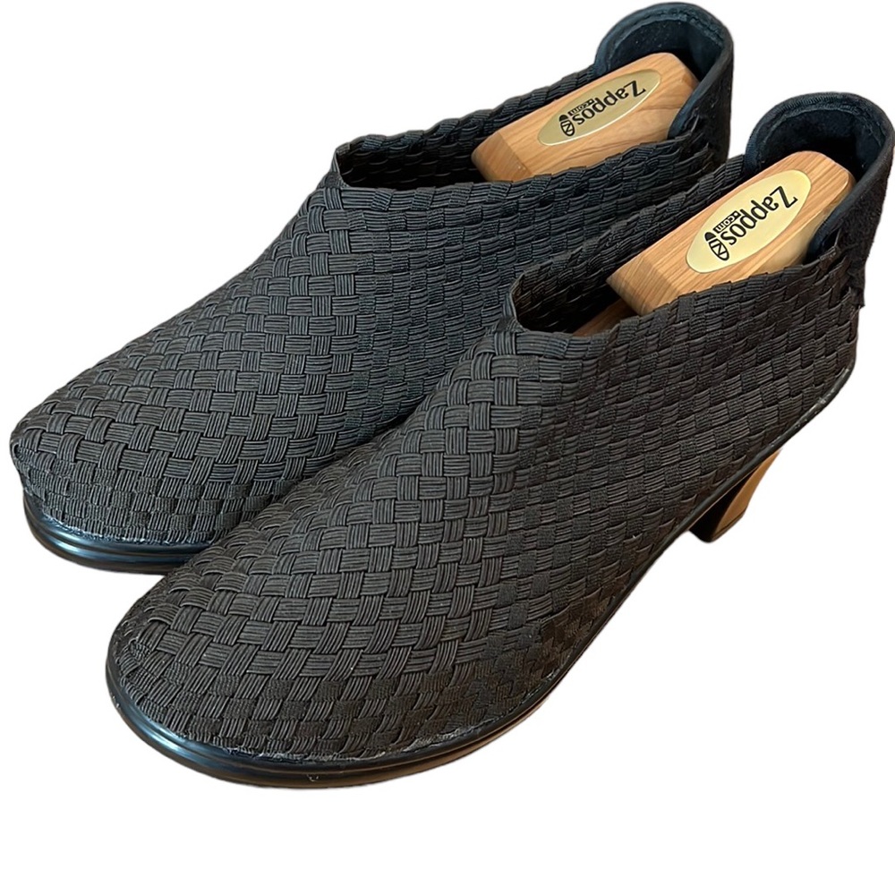 Bernie Mev Shoes 39 US 8 1/2 Womens Chesca Ankle Bootie Black